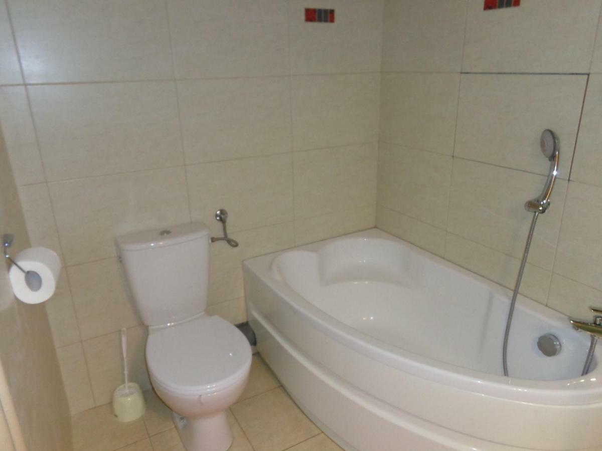 Apartament Na Nowickiego Nałęczów Exteriör bild